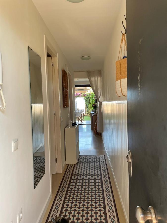Beach Flat With Garden กาสเตย์เดเฟลส์ ภายนอก รูปภาพ