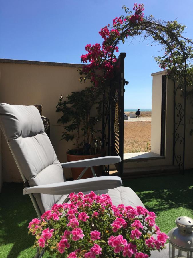 Beach Flat With Garden กาสเตย์เดเฟลส์ ภายนอก รูปภาพ